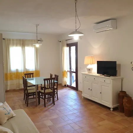 아파트 Capo Figari 9, Spazioso Nel Centro Di Con Terrazza, Wi-fi, Parcheggio Gratuito 골푸아랑시