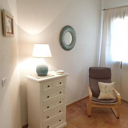 Capo Figari 9, Spazioso Nel Centro Di Con Terrazza, Wi-fi, Parcheggio Gratuito *